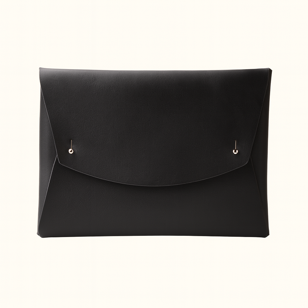 Document folio made of natural veg‑tan black leather by Happy Patina